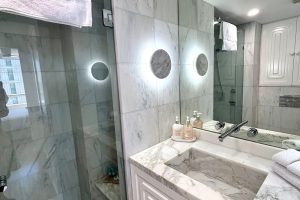 Burleigh Beach Tower 2 Bedroom Ocean View Deluxe Apartment 3